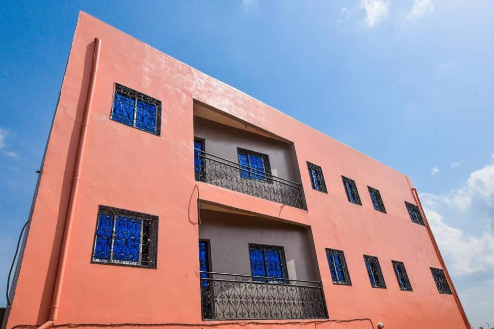 Appartements Neuf De Haut Standing Dm & Ng A Bafoussam Экстерьер фото